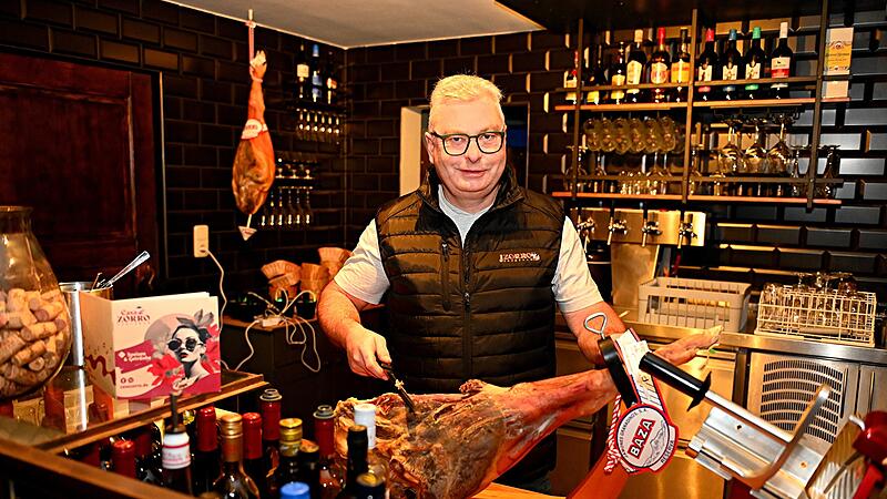 Karolinenstra&szlig;e 22: Die Apothekerin auf dem Scheiterhaufen