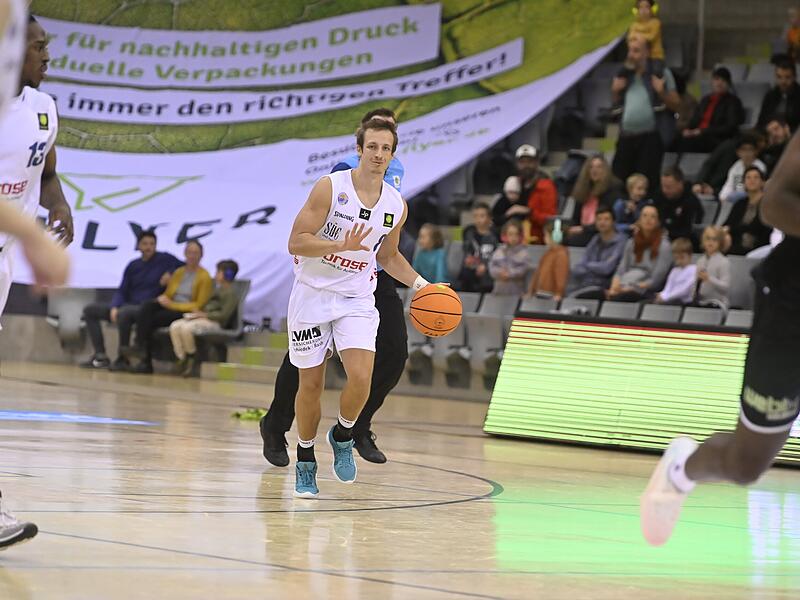 Der BBC Coburg um Kapitän Nico Wenzl bekommt  es am Sonntag in Oberhaching mit dem Offensiv-Powerhouse der ProB Süd zu tun.