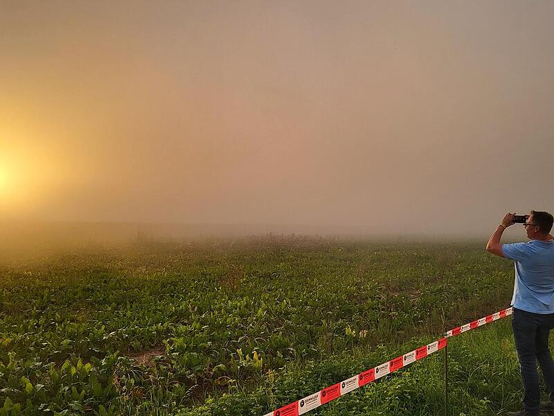 Das AKW in Grafenrheinfeld ist Geschichte. Die Kühltürme fallen um kurz vor 20 Uhr.