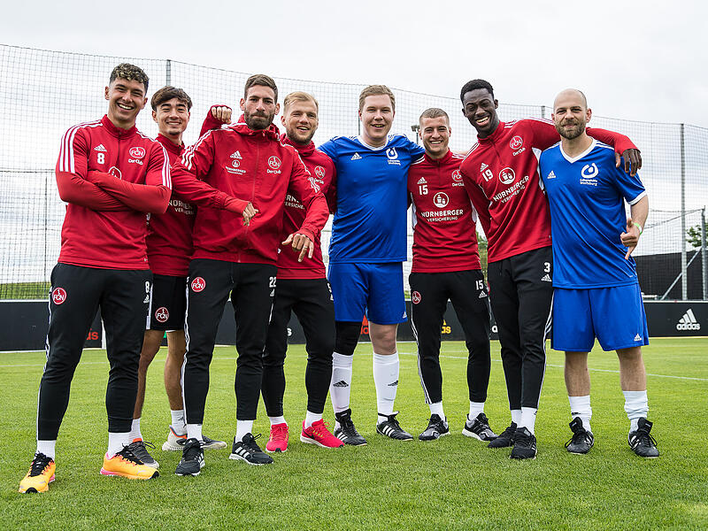 1. FC N&uuml;rnberg bolzt mit dem Special-Olympics-Team Deutschland in Herzogenaurach 2023