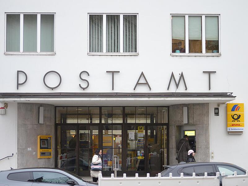 Das Postgeb&auml;ude in Bad Kissingen wurde 1933 gebaut. Es soll jetzt saniert und, ebenso wie das alte Logistikzentrum, einer neuen Nutzung zugef&uuml;hrt werden.