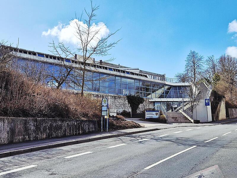 Die Berufsschule in Lichtenfels ist baulich in die Jahres gekommen. Die Sanierung war ein Punkt in der Haushaltsdebatte.