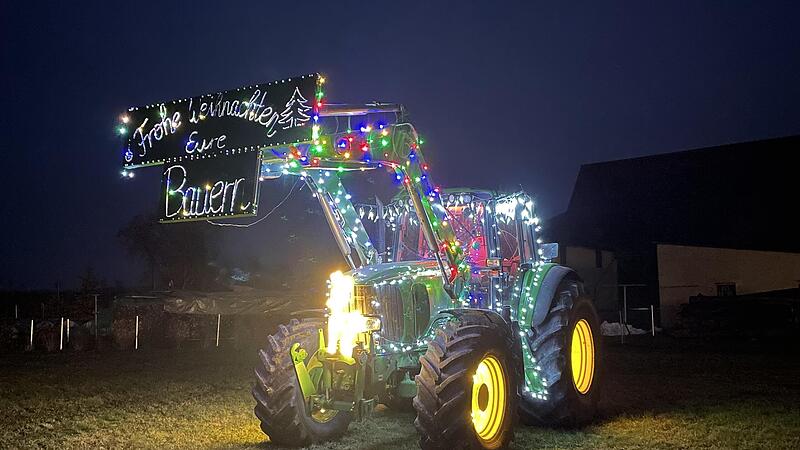 Ein Traktor von der Lichterfahrt 2022 Ein Traktor von der Lichterfahrt 2022