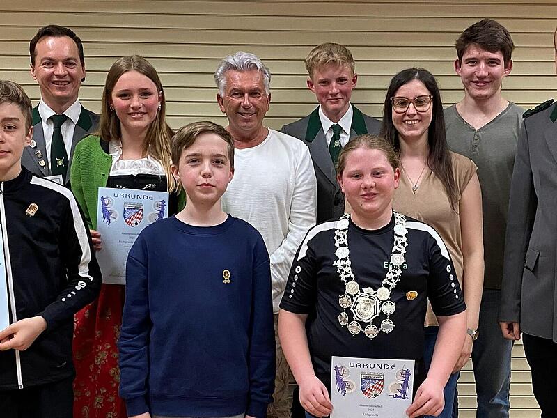 Die Vereinsmeister der Almrauschsch&uuml;tzen Neuwirtshaus 2025/2026.