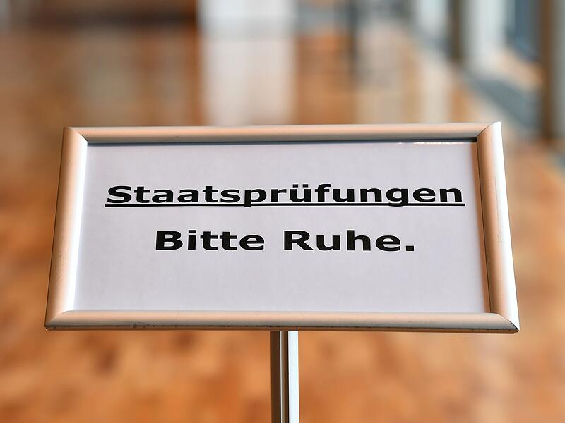 Technische Panne bei Jura-Examen in Bayern