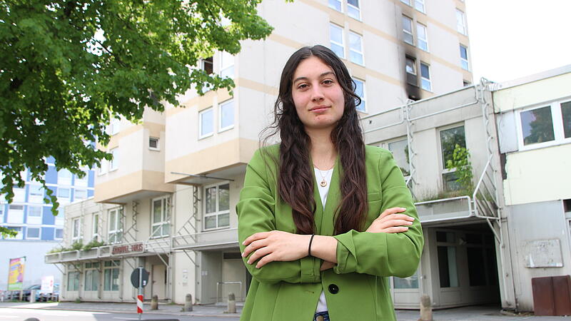 Semra Fischer ist Studentin und hat in dem Haus gewohnt, in dem am 13. April Feuer ausbrach. Was das für sie bedeutet hat und wie es ihr heute geht.