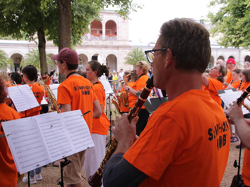Neben unz&auml;hligen Streichinstrumenten waren auch die Kl&auml;nge einiger Klarinetten auf dem Symphonic Mob 2023 zu h&ouml;ren.