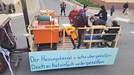 Beim Kirchweihumzug in Wachenroth wurden den Wagen Themen gewidmet, den den Ort vergangenes Jahr bewegten.