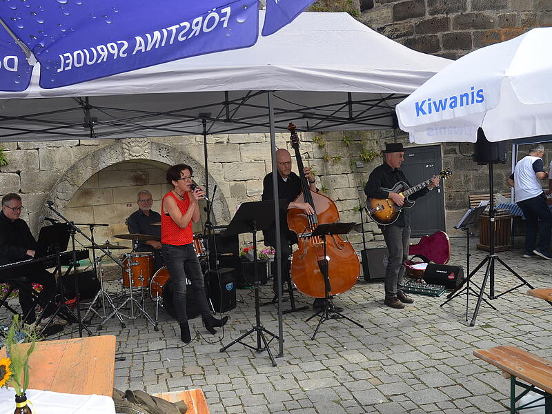 Die Jazz-Band "Coburger JazzCollegen" unterhielt die Besucherinnen und Besucher.