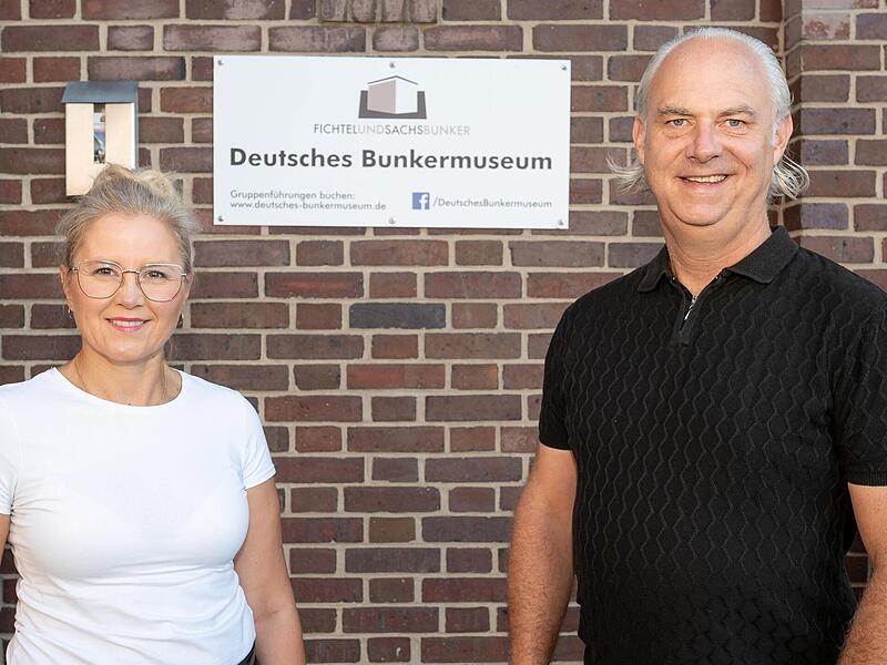 Die Besitzer des Bunkers: Petra und Nils Brennecke.