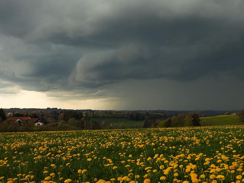 Dunkle Wolken in Bayern