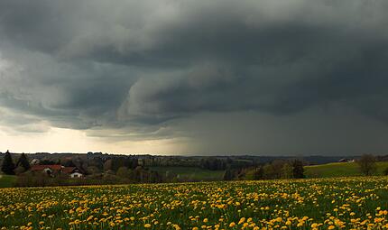 Dunkle Wolken in Bayern
