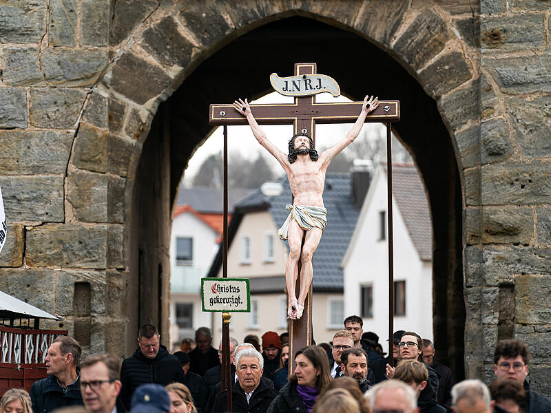 Karfreitagsprozession Neunkirchen am Brand 2026Karfreitagsprozession Neunkirchen am Brand 2026