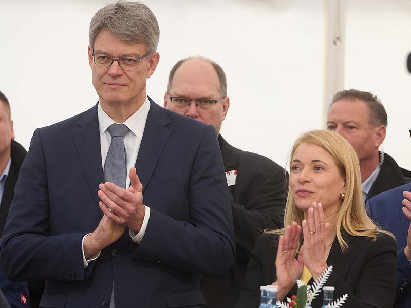 Verkehrsminister Schnieder und Bahnchefin Palla