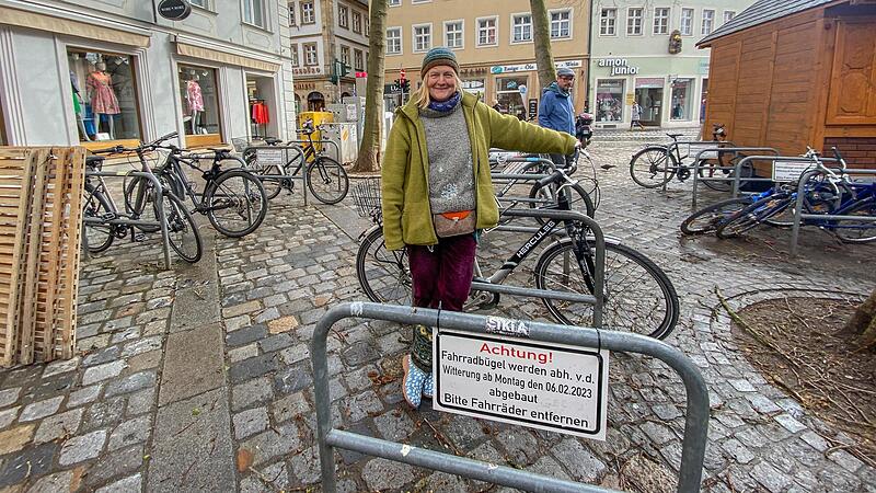 Die Kritik, dass die Radb&uuml;gel nicht zum Eingang der Fu&szlig;g&auml;ngerzone passen, findet Doerthe Rudolph provinziell. Wer den Radverkehr f&ouml;rdern wolle, d&uuml;rfe keine beliebte Abstellanlage abbauen.