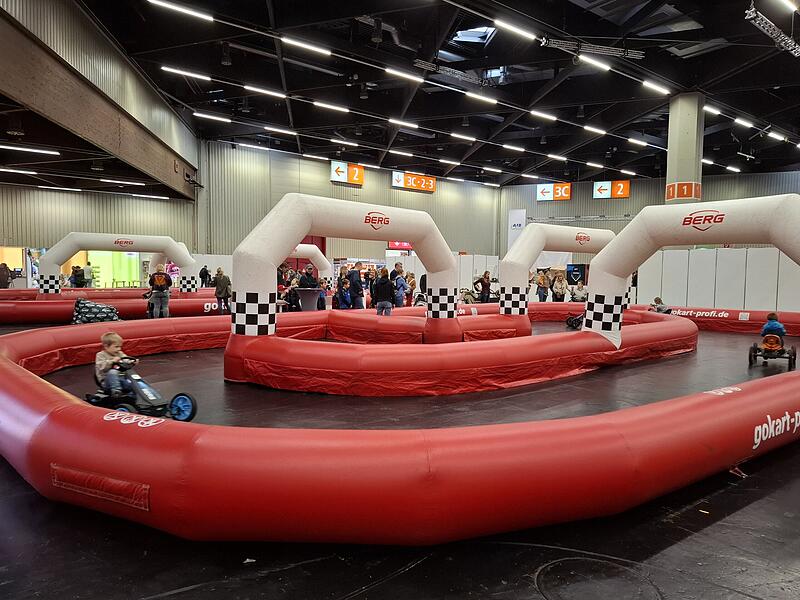 Consumenta Nürnberg 2025Consumenta Nürnberg 2025 GoKart Bahn für Kinder