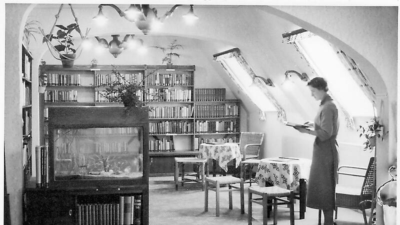 So sah die Stadtb&uuml;cherei Lichtenfels im Jahr 1954 aus.