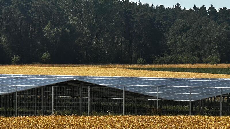 Die PV-Anlagen bei Burgstall werden noch erweitert. Die PV-Anlagen bei Burgstall werden noch erweitert.