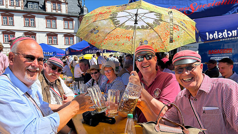 Mit dem traditionellen Marktfest geht der Pfingstkongress des Coburger Convents zu Ende.
