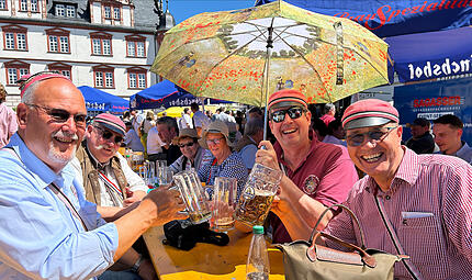 Mit dem traditionellen Marktfest geht der Pfingstkongress des Coburger Convents zu Ende.