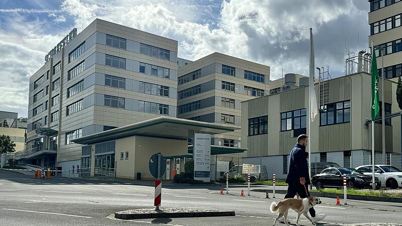 Hinter dem Werktor feierte Schaeffler heute den Day One der Fusion mit Vitesco.
