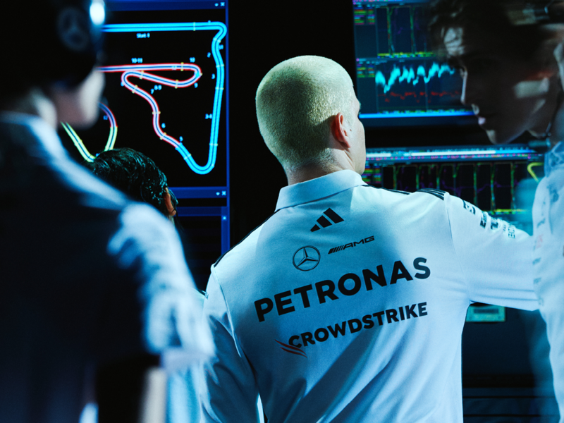 Adidas begann schon im Fr&uuml;hjahr 2024 die Zusammenarbeit mit Mercedes - hier der letztj&auml;hrige Ersatzfahrer Valtteri Bottas.