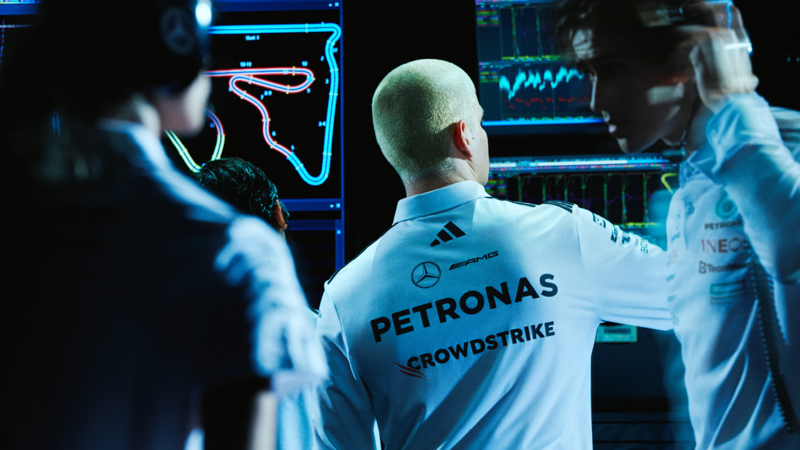 Adidas begann schon im Fr&uuml;hjahr 2024 die Zusammenarbeit mit Mercedes - hier der letztj&auml;hrige Ersatzfahrer Valtteri Bottas.