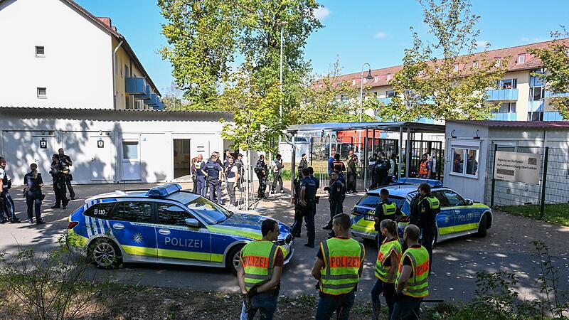 Bambergs OB fürchtet wachsendes Konfliktpotenzial durch die Überfüllung des Ankerzentrums Bamberg. Bambergs OB fürchtet wachsendes Konfliktpotenzial durch die Überfüllung des Ankerzentrums Bamberg.