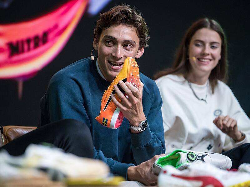 Armand &bdquo;Mondo&ldquo; Duplantis verbesserte erst k&uuml;rzlich den Weltrekord im Stabhochsprung auf 6,23 Meter.