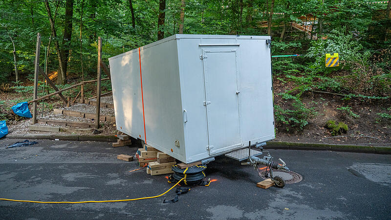 Bei einem schweren Unfall sind am Freitagabend,11. Juli, im Kellerwald in Forchheim zwei Menschen schwer verletzt worden.