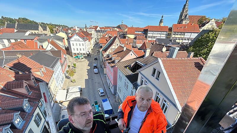 Sanierung der Uhr im Coburger Ketschentor