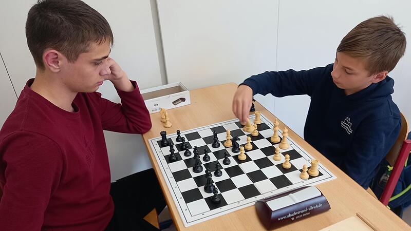 Max Kaiser (links) setzte sich im Finale gegen Jonas Eckoff durch.&nbsp;