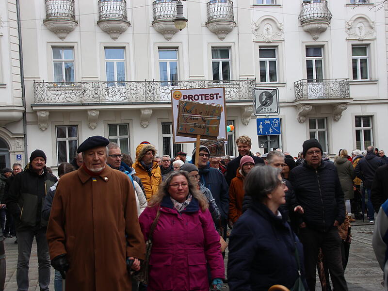 Demokratie Demo "Nie wieder ist jetzt in Bad KissingenDemokratie Demo "Nie wieder ist Jetzt" in Bad Kissingen