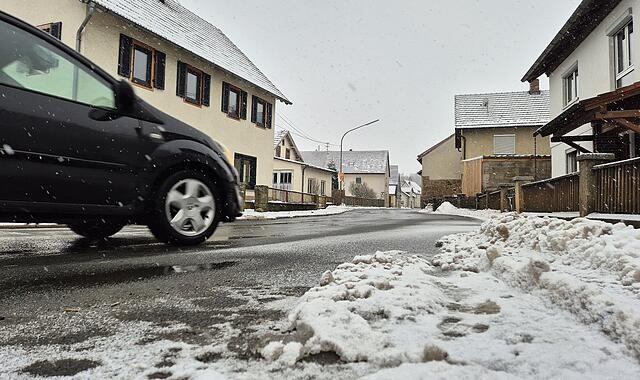 Ortsdurchfahrt Au Ausbau Dorferneuerung Die Ortsdurchfahrt in Au soll ausgebaut werden.