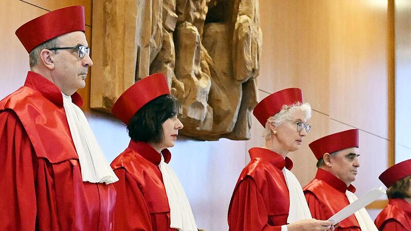 Das Bundesverfassungsgericht verkündet sein Urteil in Sachen Nachtragshaushaltsgesetz 2021. Das Bundesverfassungsgericht verkündet sein Urteil in Sachen Nachtragshaushaltsgesetz 2021.