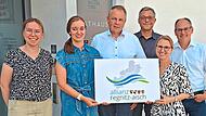 Das neue Team der Allianz Regnitz-Aisch (v.l.): Jennifer Lerche, Julia Petschler, Georg Eismann, Gerhard Bauer, Stephanie Auer-Neuberg und Ralph Behringer. Andrea Spörlein Das neue Team der Allianz Regnitz-Aisch (v.l.): Jennifer Lerche, Julia Petschler, Georg Eismann, Gerhard Bauer, Stephanie Auer-Neuberg und Ralph Behringer. Andrea Spörlein