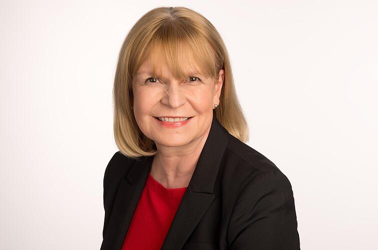 Sabine Gross, ist die Direktkandidation der SPD für den Landtag. Sabine Gross, ist die Direktkandidation der SPD für den Landtag.