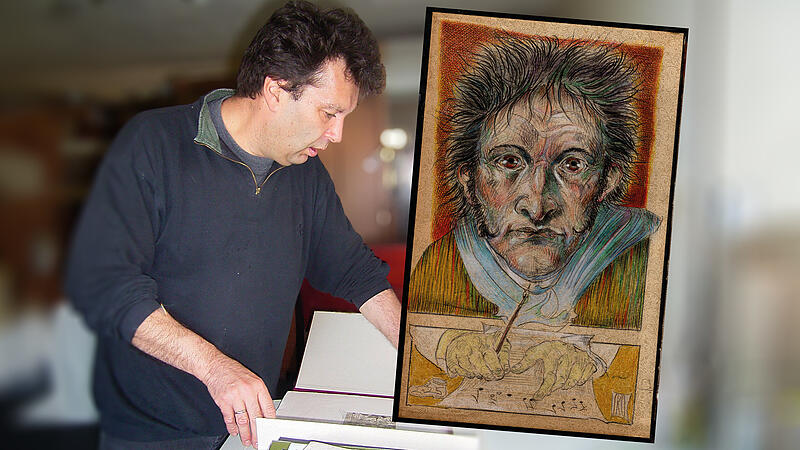 Stephan Klenner-Otto in seiner Werkstatt (links). Rechts das Portr&auml;t E.T.A. Hoffmanns vom Cover.