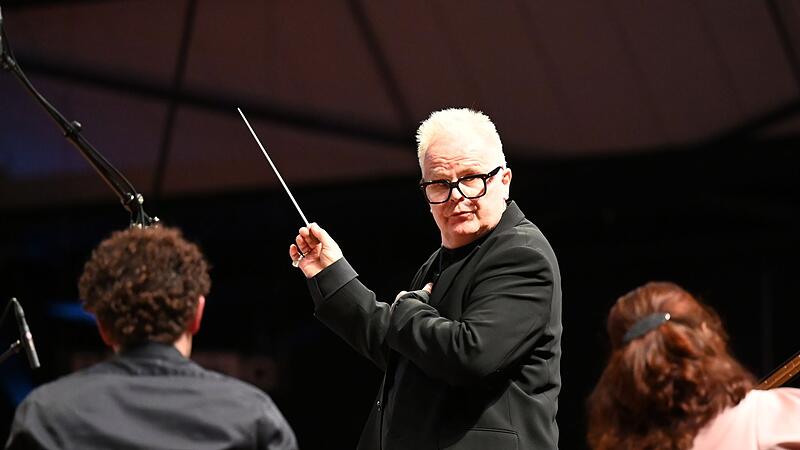 Zum Phänomen Herbert Grönemeyer vor seinem 70. Geburtstag Zum Phänomen Herbert Grönemeyer vor seinem 70. Geburtstag