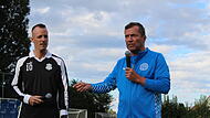 Lothar Matthäus (re.) hat sich bei seinem Jugendklub FC Herzogenaurach den Nachwuchsspielern in fünf Disziplinen gestellt. Lothar Matthäus (re.) hat sich bei seinem Jugendklub FC Herzogenaurach den Nachwuchsspielern in fünf Disziplinen gestellt.