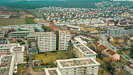 Kaum ein Forchheimer Stadtteil, um den sich so viele Mythen und Vorurteile ranken wie der Norden. In einer multimedialen Reportage erzählen Menschen von ihrem Leben und gewähren einen ganz exklusiven Blick auf ihr „Scherbenviertel".