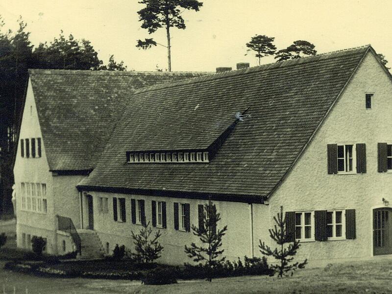 Die Gebäude der Lehrwerkstätten 1951. Die Gebäude der Lehrwerkstätten 1951.