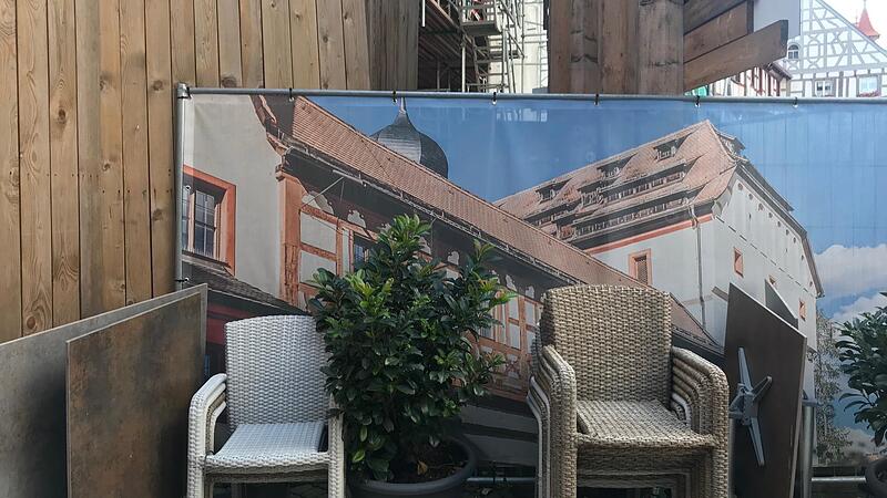 Die vielen Baustellen wie hier am Rathaus verschärfen die Forchheimer Debatte um ein fehlendes Citymanagement.Forchheim & Fränkische Schweiz Die vielen Baustellen wie hier am Rathaus verschärfen die Forchheimer Debatte um ein fehlendes Citymanagement.Forchheim & Fränkische Schweiz