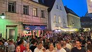 Das Apothekenstraßenfest lockte bereits im vergangenen Jahr zahlreiche Menschen in die Forchheimer Innenstadt.Forchheim & Fränkische Schweiz