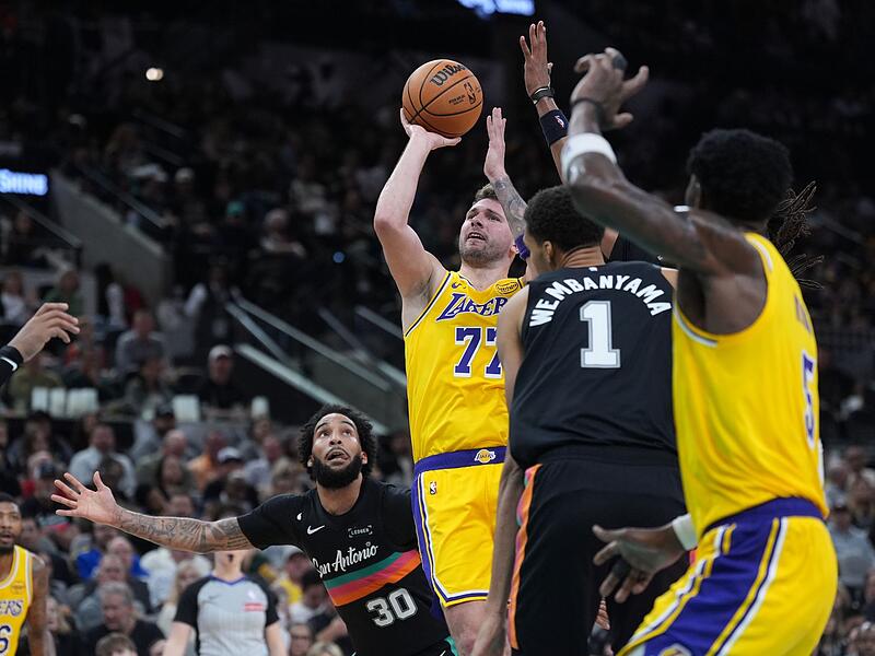 San Antonio Spurs - Los Angeles Lakers