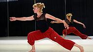 In ihren zeitgen&ouml;ssischen T&auml;nzen dr&uuml;ckt Johanna Knefelkamp mit ihrem K&ouml;rper ganze Geschichten aus.