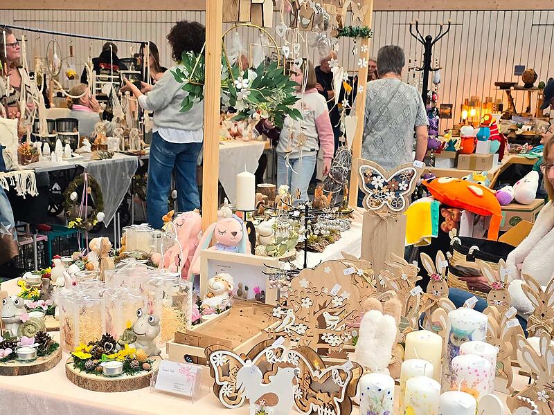 Der Hobby- und Künstlermarkt in Adelsdorf ist der dort im Landkreis für jeden, der zeitgemäße Dekoration sucht.