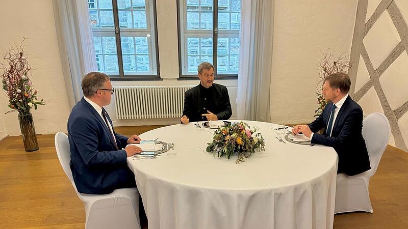Markus Söder lädt ein: Grenzlandtreffen in KronachMarkus Söder lädt ein: Grenzlandtreffen in Kronach Markus Söder lädt ein: Grenzlandtreffen in KronachMarkus Söder lädt ein: Grenzlandtreffen in Kronach