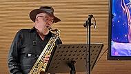Friedbert Heckmann am Saxofon.