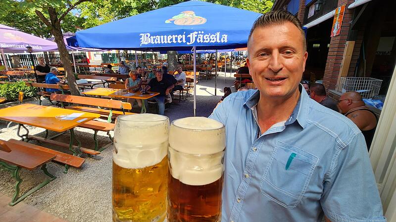 Wirt Herbert Krapp im F&auml;ssla-Keller an der Moosstra&szlig;e in Bamberg.